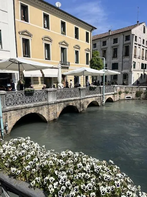 Centro Historico - Via Santa Caterina, Treviso, Italy Apartment