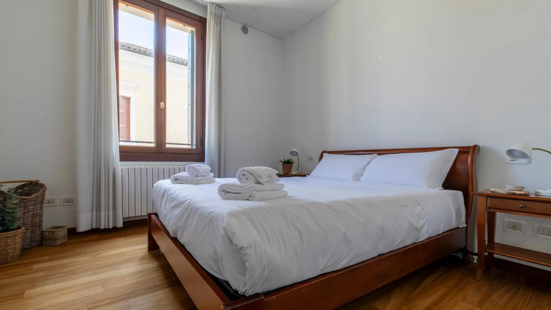 Centro Historico - Via Santa Caterina, Treviso, Italy Apartment Italy