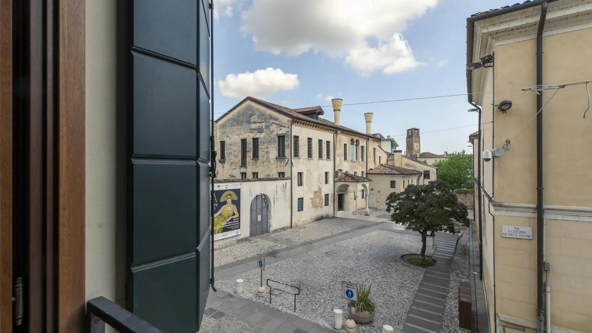 Centro Historico - Via Santa Caterina, Treviso, Italy Apartment