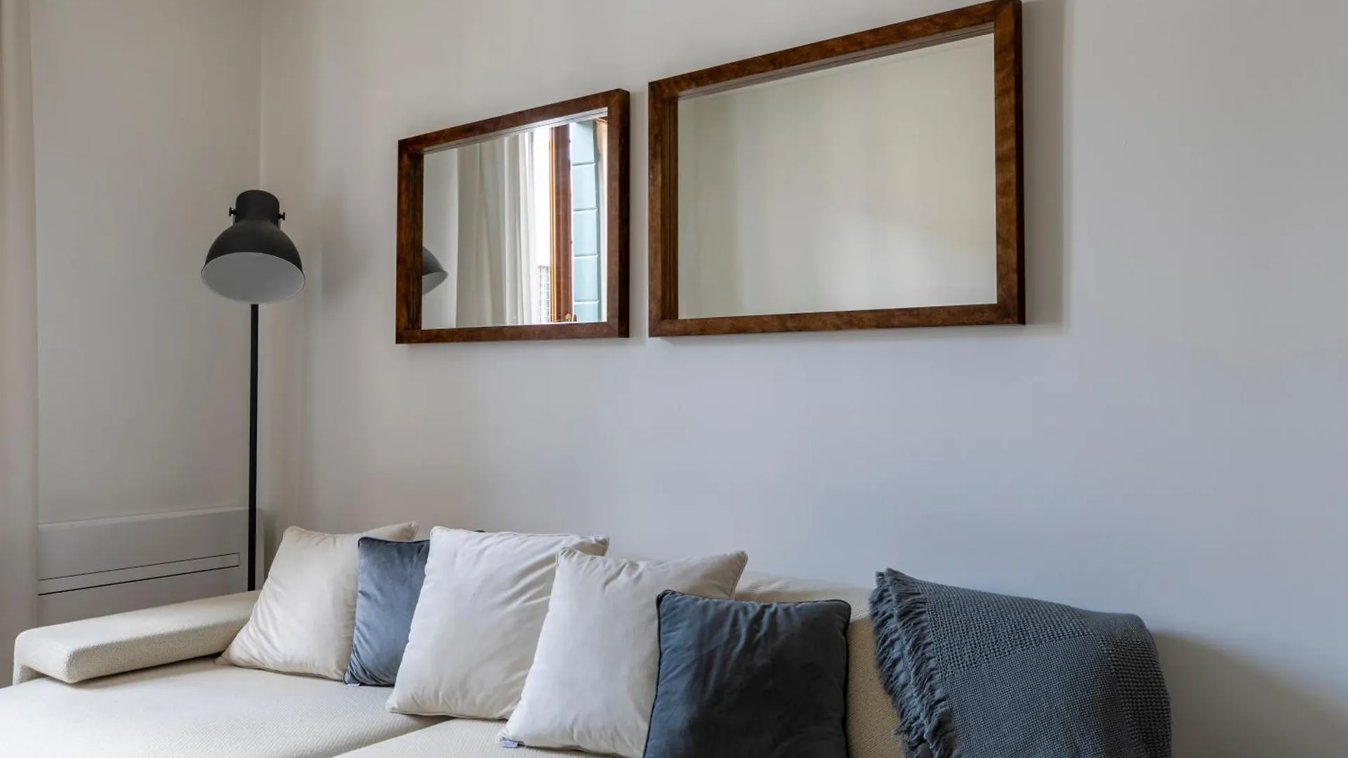 Centro Historico - Via Santa Caterina, Treviso, Italy Apartment